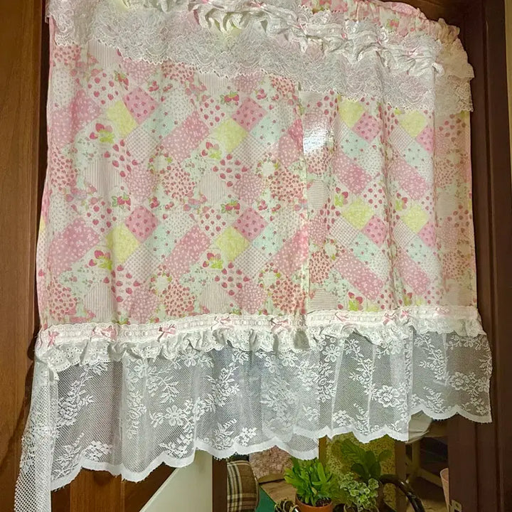 [BUNJANG] Strawberry Shortcake Lace Noren Curtain / 방꾸) 딸기쇼트케이크 레이스 노렌/노렝 커튼