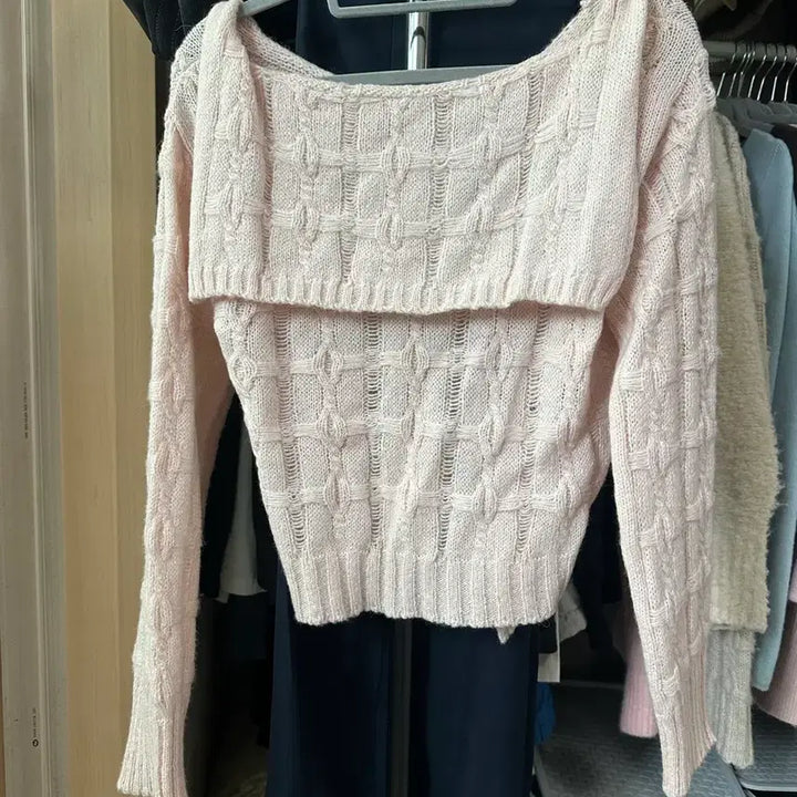 [BUNJANG] LeBeShop Diagonal Knit Pink / 르베샵 사선 니트 핑크