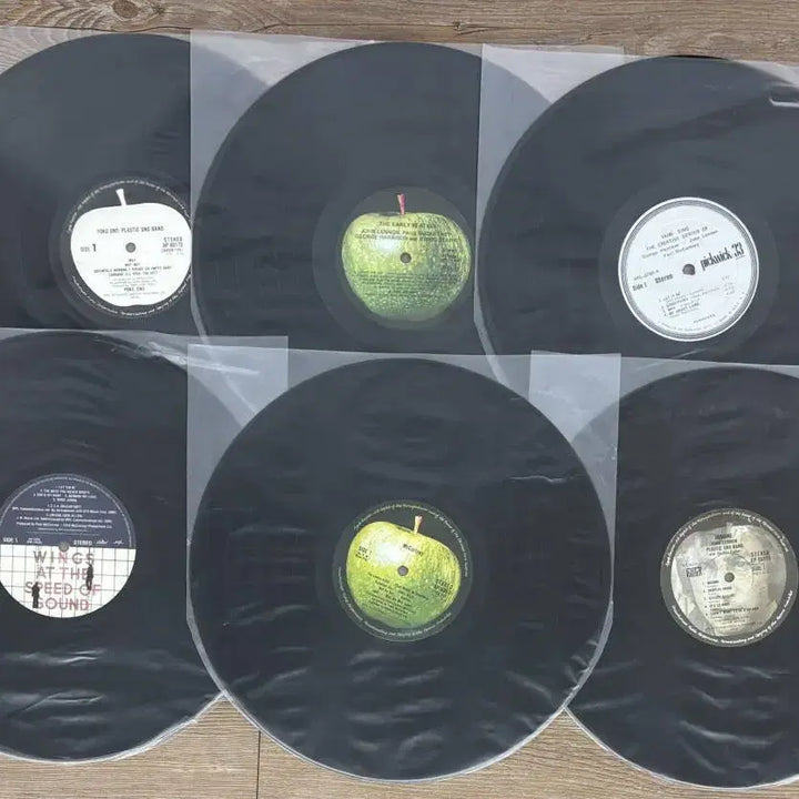 [BUNJANG] The Beatles 66 LP Collection (Blue, Red, Solo Albums) / 비틀즈 lp 66장 다량 모음(블루, 레드, 솔로 앨범 등)