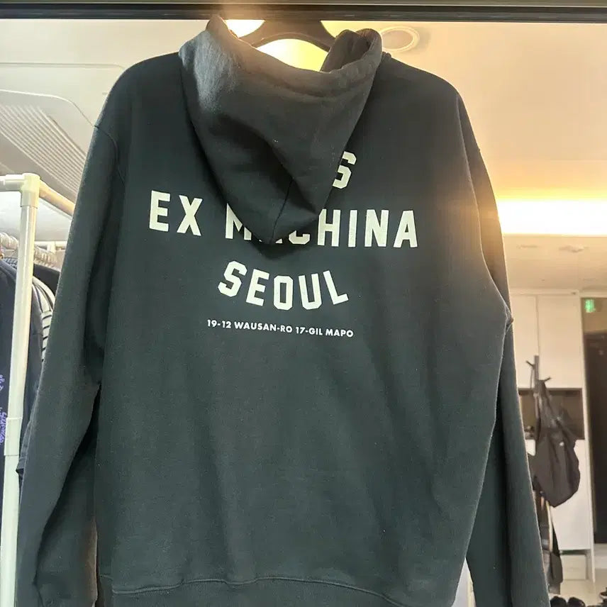 [BUNJANG] Deus Hooded Zip-up Black L / 데우스 후드집업 블랙 L
