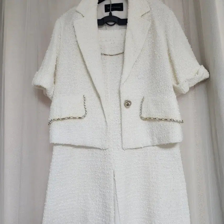 [BUNJANG] Izzat Collection Tweed 2-Piece Set / 아이잗컬렉션 반팔 자켓 스커트 셋업