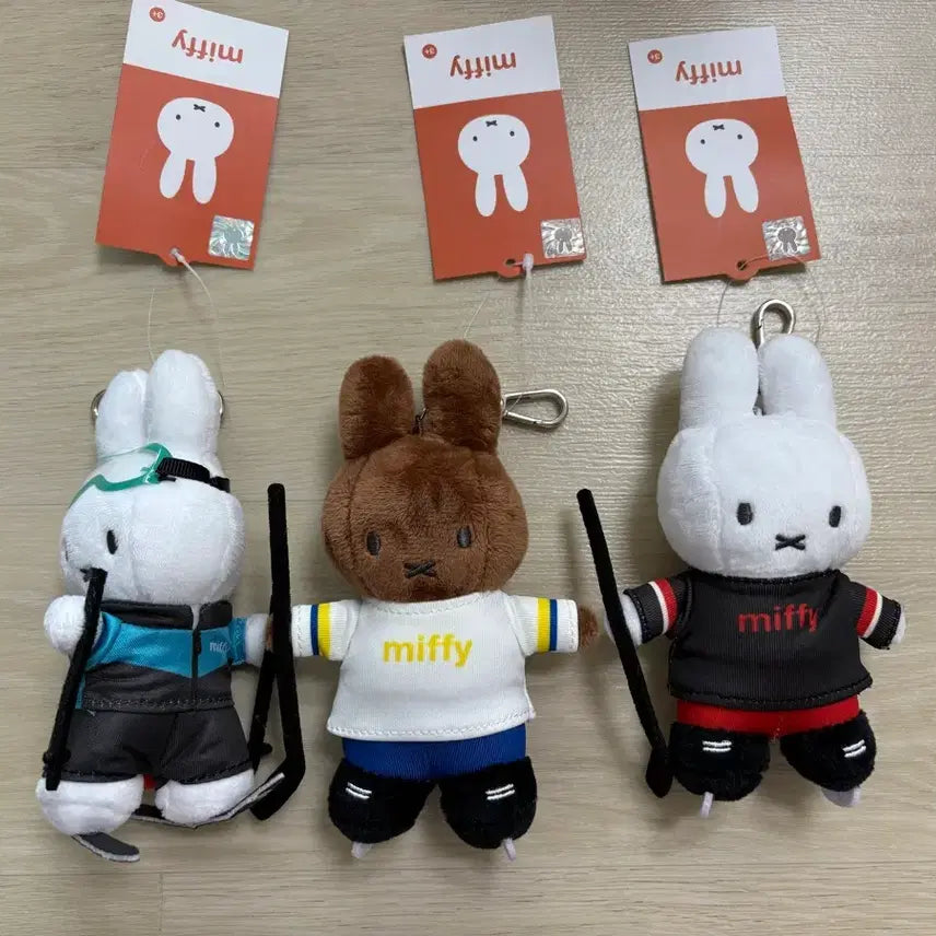[BUNJANG] Miffy Winter Olympics Edition Keyring Bundle Set / 미피 동계올림픽 인형 키링 아이스하키, 스키 에디션 새상품