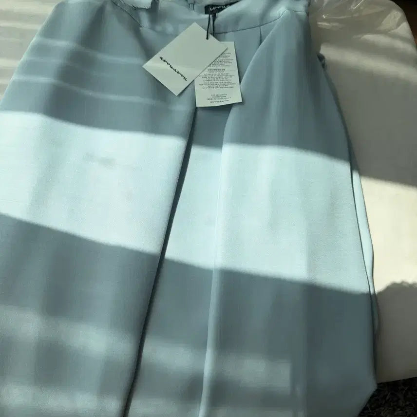 [SOLD OUT] [택O 새상품] 아보아보 울실크 스카이블루 하이웨이스트 스커트 0 (44