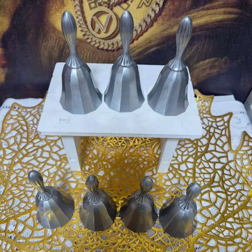 [BUNJANG] Antique Pewter Handbells Set of 7 / 앤틱 주석핸드벨 장식용 종 7개