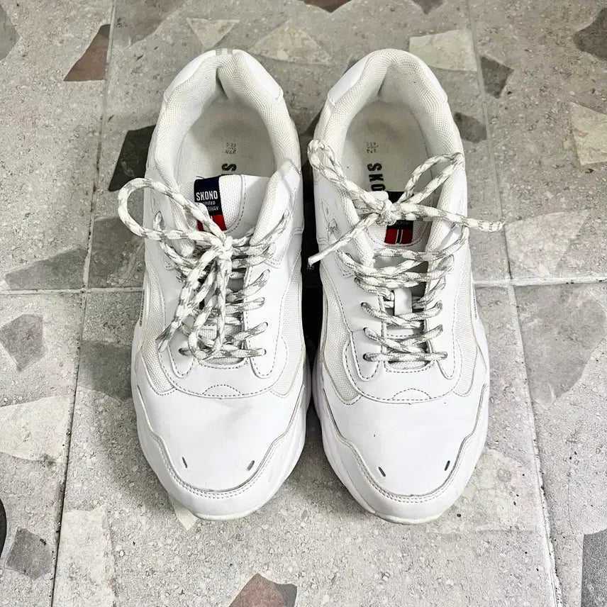 [BUNJANG] SKONO White Lightweight Sneakers (270) / SKONO 스코노 흰색 운동화 가벼운 경량