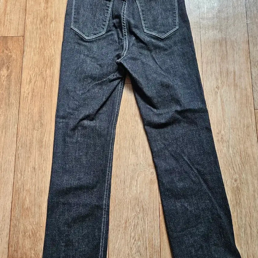 [BUNJANG] Black Straight-Fit Denim Pants (Size S) / 블랙 일자핏 데님 팬츠 S사이즈