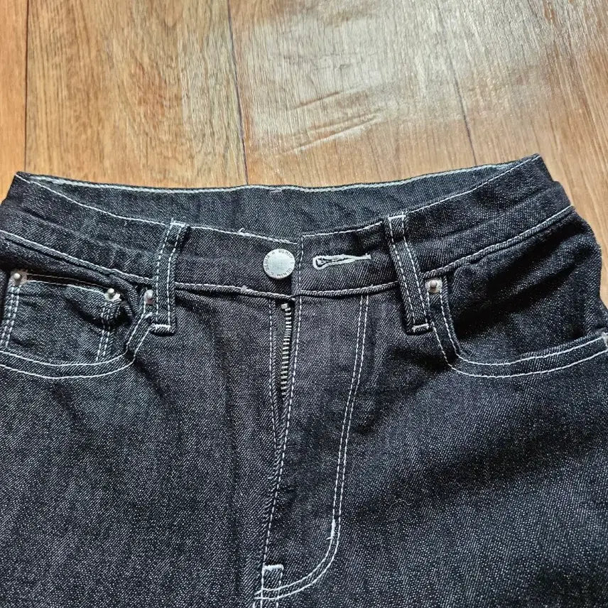 [BUNJANG] Black Straight-Fit Denim Pants (Size S) / 블랙 일자핏 데님 팬츠 S사이즈