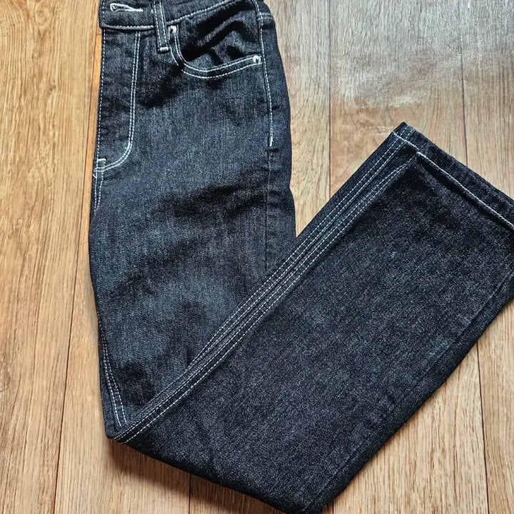[BUNJANG] Black Straight-Fit Denim Pants (Size S) / 블랙 일자핏 데님 팬츠 S사이즈