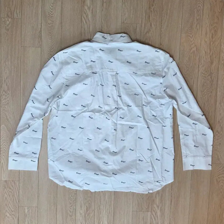 [BUNJANG] Mmlg Long-Sleeve Spring/Summer Shirt L (Approx. 105) / 미사용 Mmlg 긴팔 봄여름 와이셔츠 L사이즈 (105정도)(줄자사진