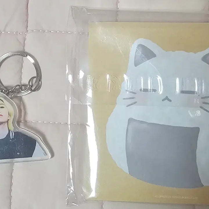 [SOLD OUT] 세븐틴 우지 홈마 굿즈 비공굿 키링 메모지