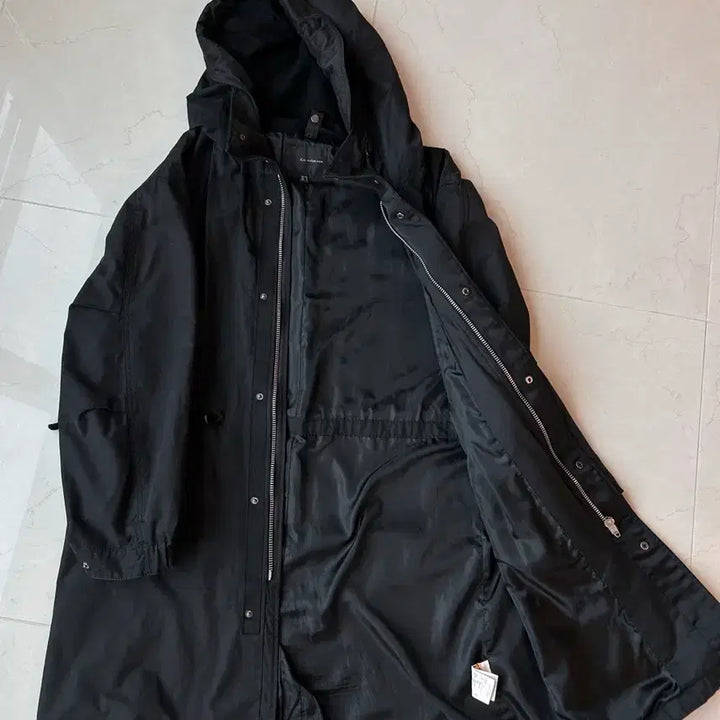 [BUNJANG] Kai-aakmann Black Nylon Long Hooded Jumper M / 카이아크만 블랙 나일론 롱 후드 점퍼 M