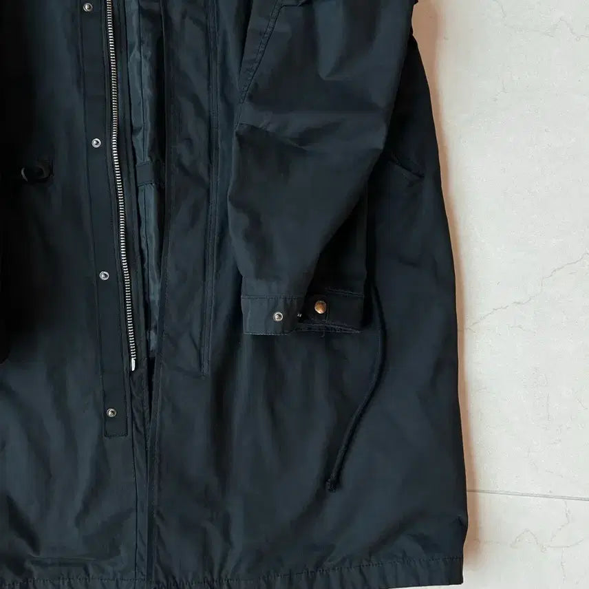 [BUNJANG] Kai-aakmann Black Nylon Long Hooded Jumper M / 카이아크만 블랙 나일론 롱 후드 점퍼 M