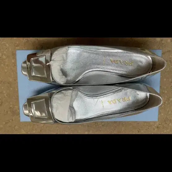 [BUNJANG] Prada Silver Flat Shoes / 프라다 실버 플랫슈즈