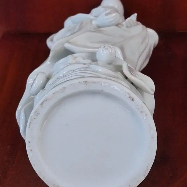 [BUNJANG] White Porcelain Avalokitesvara Bodhisattva Statue / 불교 백자 도자기 관음보살