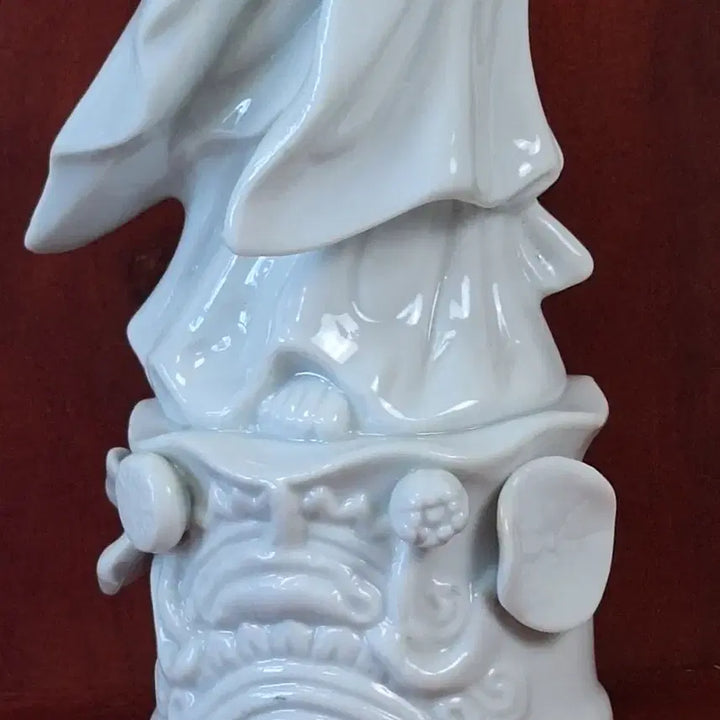 [BUNJANG] White Porcelain Avalokitesvara Bodhisattva Statue / 불교 백자 도자기 관음보살