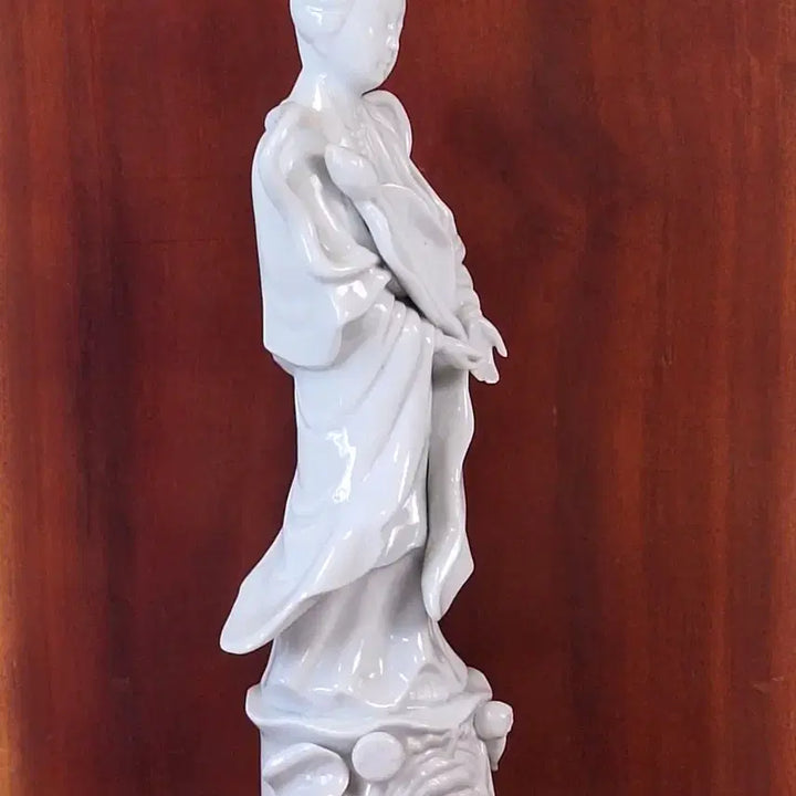 [BUNJANG] White Porcelain Avalokitesvara Bodhisattva Statue / 불교 백자 도자기 관음보살