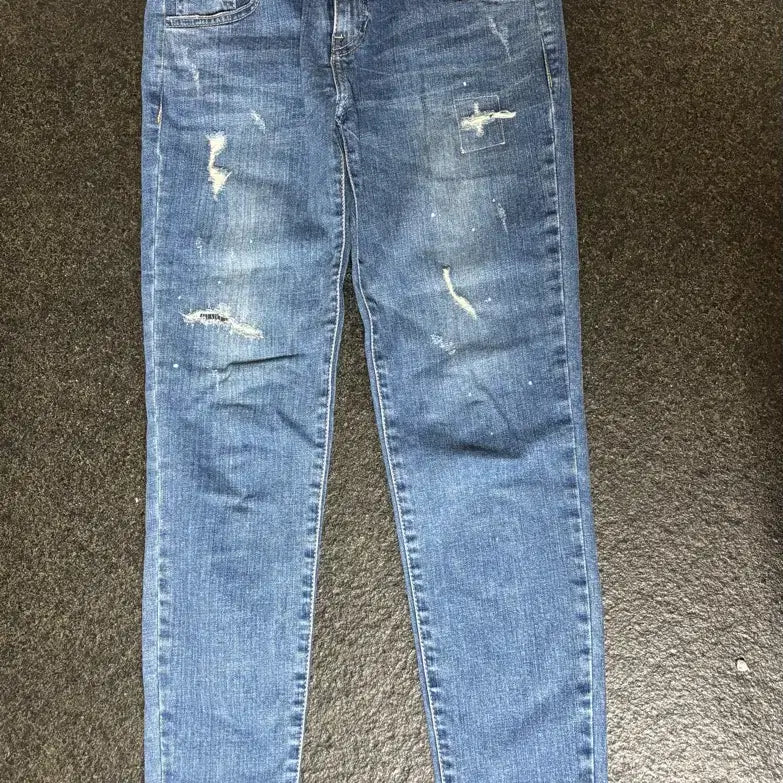 [BUNJANG] GUESS Distressed Slim Fit Jeans Size 28 / GUESS 데미지 찢 청바지 28사이즈