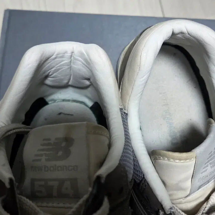 [BUNJANG] New Balance 574 Sneakers / 뉴발란스 574 280