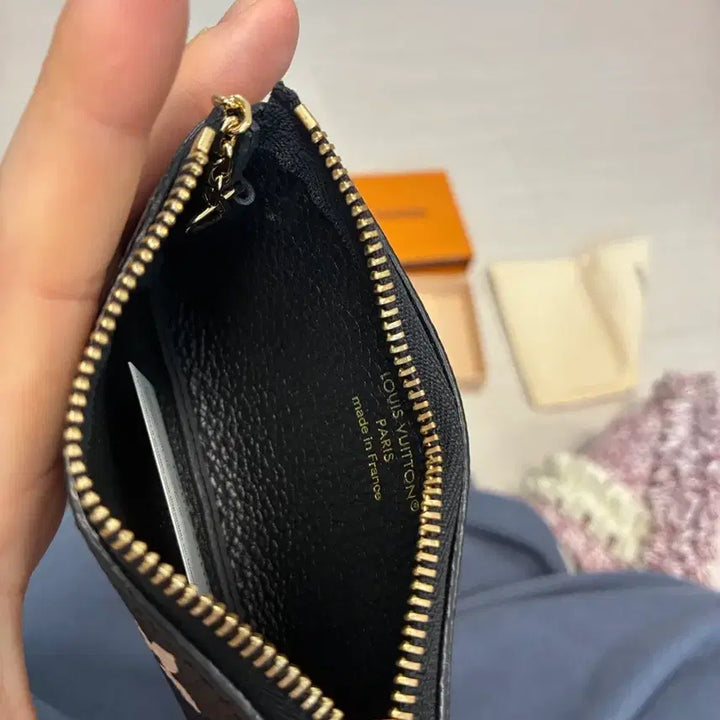 [SOLD OUT] 루이비통 키 파우치 블랙 모노그램