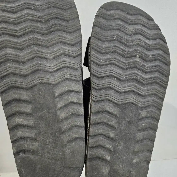 [BUNJANG] New Balance Velcro Sandals - Black - Size 260 / 뉴발란스 블랙 벨크로 샌들260사이즈(124)