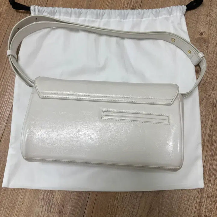 [BUNJANG] Stand Oil Butter Bag Cream / 스탠드오일 버터백 크림