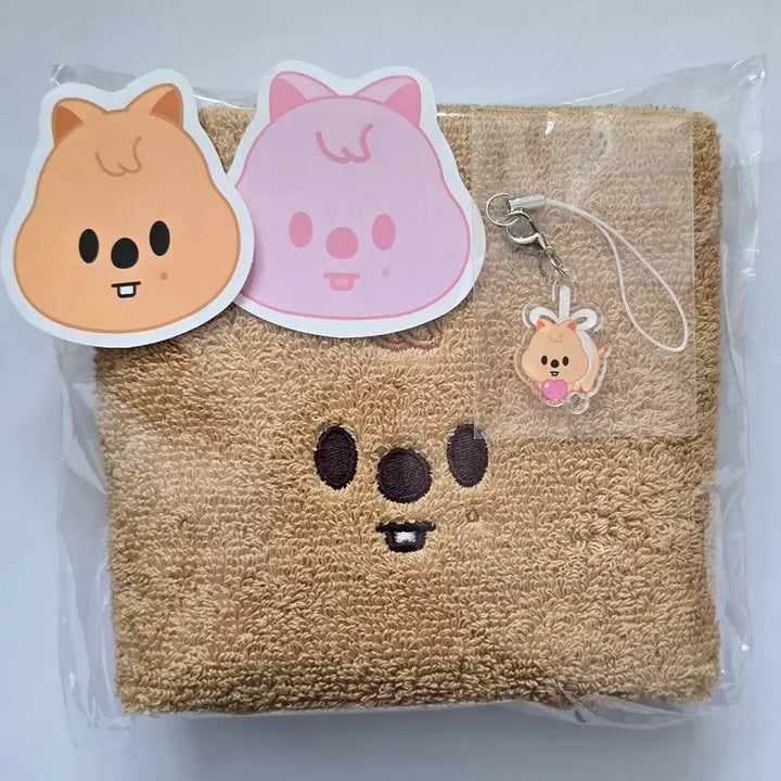 [SOLD OUT] 스트레이키즈 스키즈 팬미팅 입장 기프트 한쿼카 타월 키링 컨페티