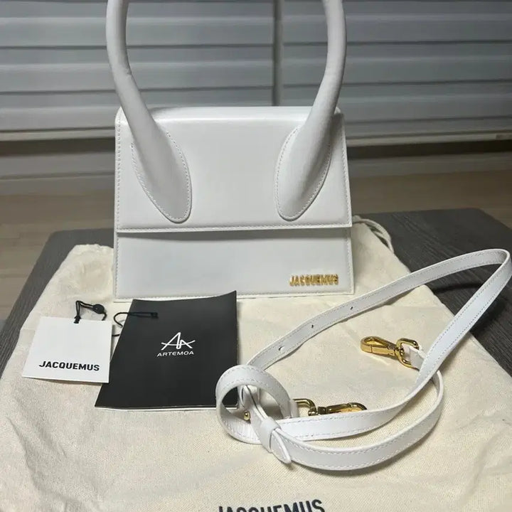 [BUNJANG] Jacquemus Le Grand Chiquito Tote Bag / 자크뮈스 르 치키토 그랑 토트백