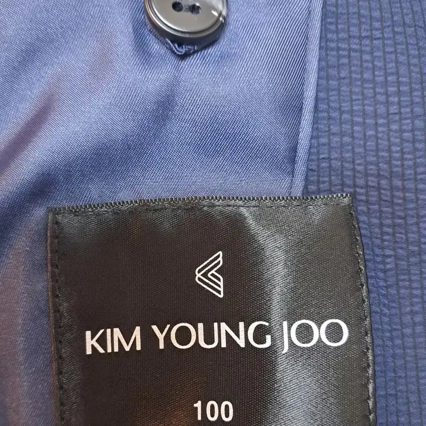 [BUNJANG] Kim Young Joo Navy Blazer 100 / KIM YOUNG JOO 네이비 블레이저 100