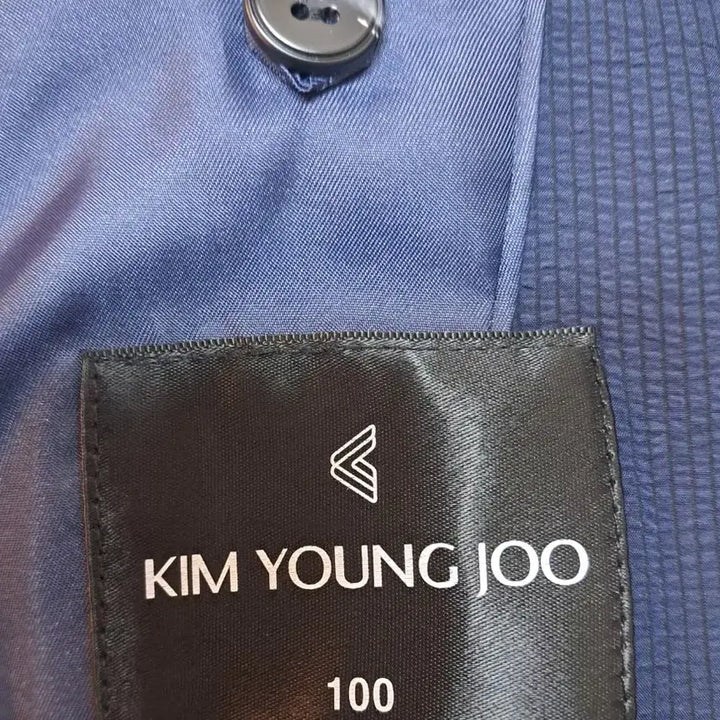 [BUNJANG] Kim Young Joo Navy Blazer 100 / KIM YOUNG JOO 네이비 블레이저 100