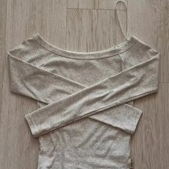 [BUNJANG] Glony Melange Off-Shoulder Top / 글로니 오프숄더 멜란지