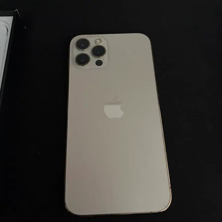 [SOLD OUT] 아이폰 12 프로 풀박스 골드