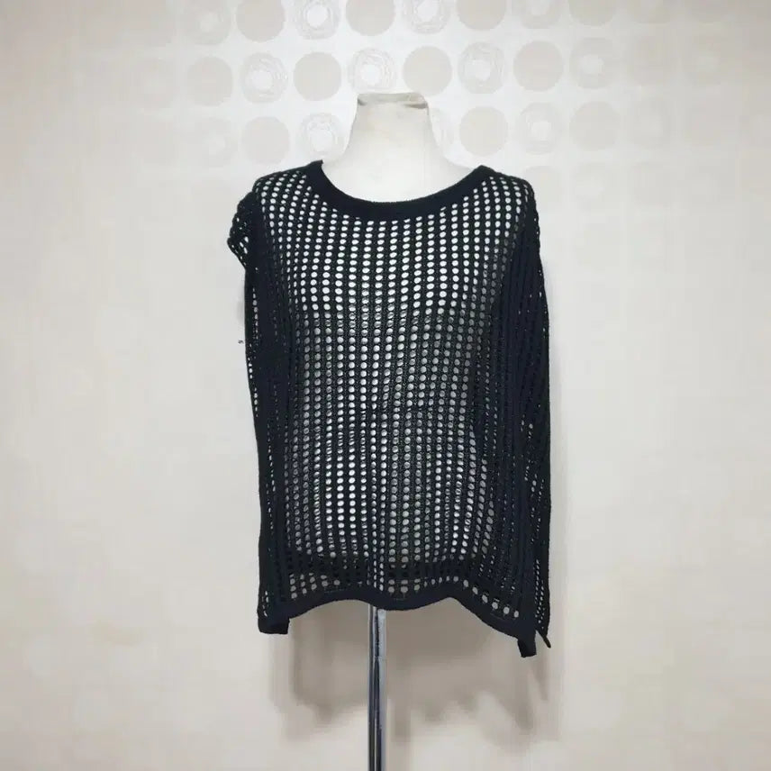 [BUNJANG] Sleeveless Knit Mesh T-Shirt Black / Free/망사/시슬루/티셔츠/걸치는니트/나시티/블랙나시티