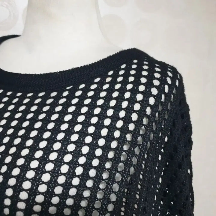 [BUNJANG] Sleeveless Knit Mesh T-Shirt Black / Free/망사/시슬루/티셔츠/걸치는니트/나시티/블랙나시티