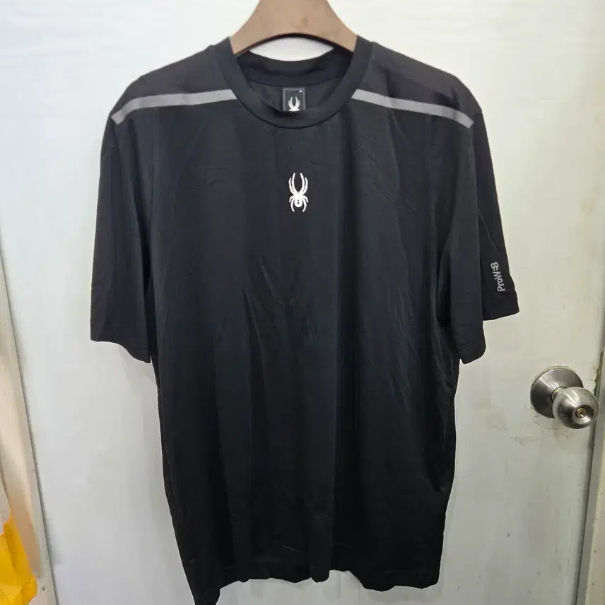 [SOLD OUT] 105,XL )) SPYDER 스파이더 반팔티셔츠! 디자인 예뻐요~