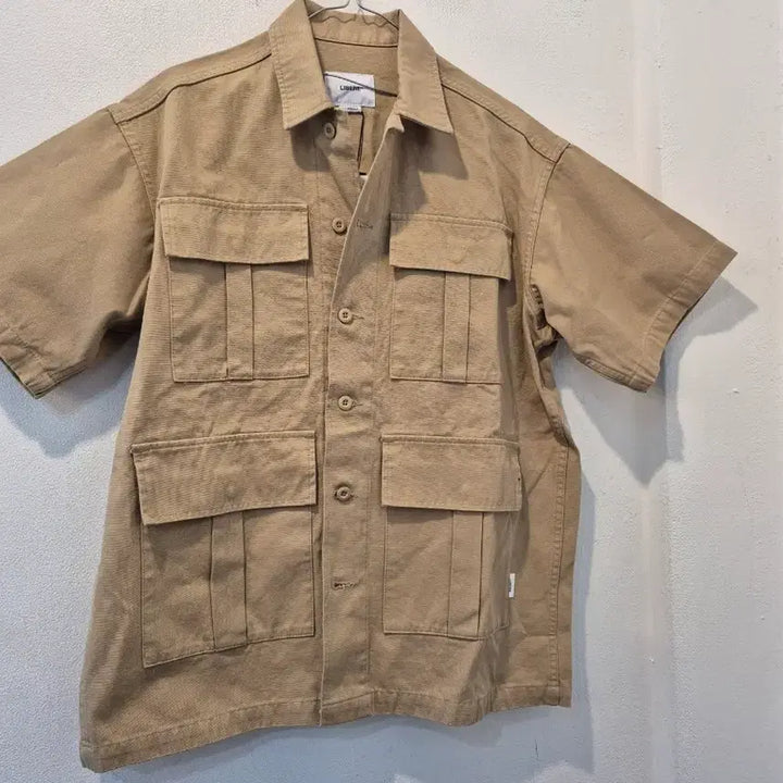 [BUNJANG] LIBERE Khaki Short Sleeve Shirt / LIBERE 리베레 카키색 반팔 셔츠