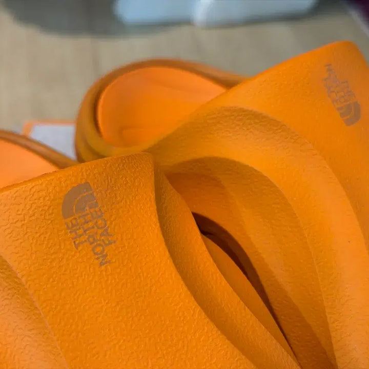 [BUNJANG] The North Face Fjord Mule Orange / 노스페이스 피오르 뮬 240 주황색 팝니다