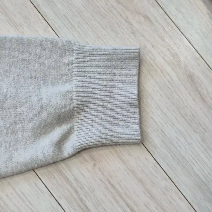 [BUNJANG] Round Neck Long Sleeve Knit Beige / 라운드넥 긴팔 니트 베이지