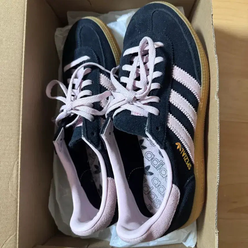 [BUNJANG] Adidas Spezial Black Pink Shoes / 아디다스 스페지알 블랙 핑크 235