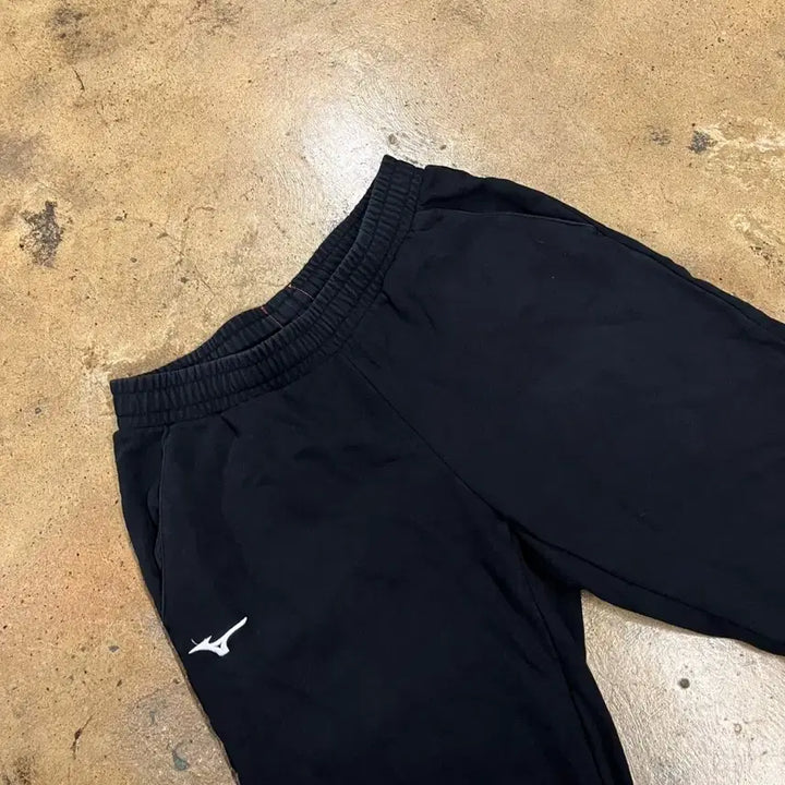 [BUNJANG] Mizuno Black Training Pants / [정품/XL] 미즈노 블랙 트레이닝 바지