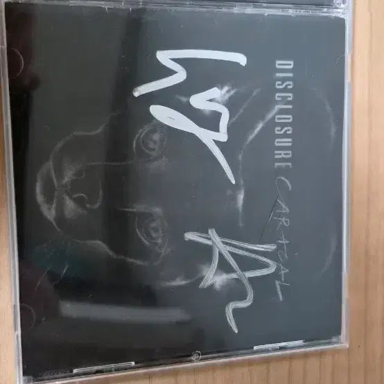 [BUNJANG] Disclosure Caracal Signed Album / 네고 가능 Disclosure Caracal 2015 싸인앨범