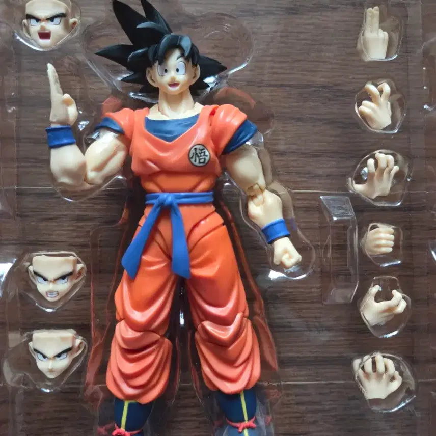 [BUNJANG] Bandai SH Figuarts Son Goku Figure / 반다이 shf 손오공