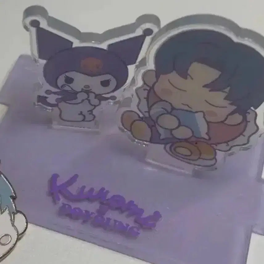 [BUNJANG] NCT Doyoung Sanrio Kuromi Acrylic Stand / nct 엔시티 nct127 도영 산리오 쿠로미 아크릴스탠드