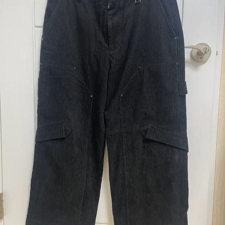 [BUNJANG] Wooyoungmi Corduroy Cargo Pants Black 50 / 우영미 파리 코듀로이 카고 팬츠 블랙 50
