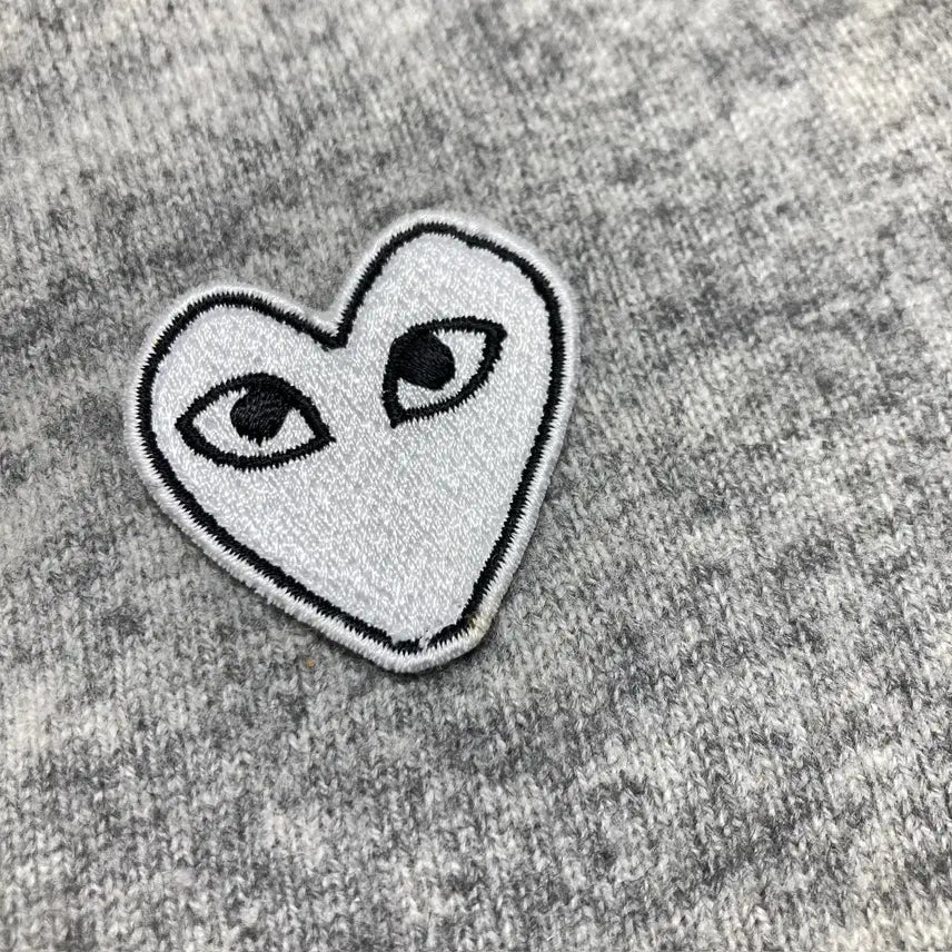 [BUNJANG] Comme des Garcons White Patch V-neck Cardigan / [M]꼼데가르송 브이넥 가디건 화이트패치 0441