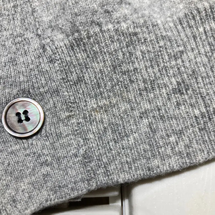 [BUNJANG] Comme des Garcons White Patch V-neck Cardigan / [M]꼼데가르송 브이넥 가디건 화이트패치 0441