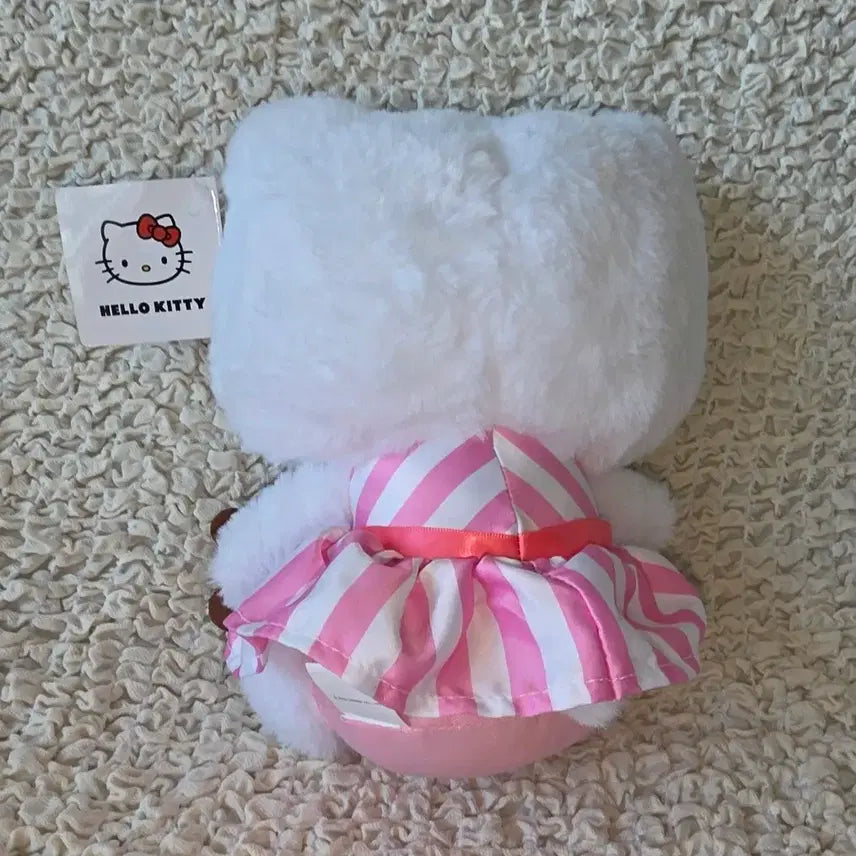 [BUNJANG] Hello Kitty Cherry Blossom Striped Dress Plush Doll (China Exclusive) / (택0) 헬로키티 중국 내수용 벚꽃 줄무늬 원피스 봉제 인형
