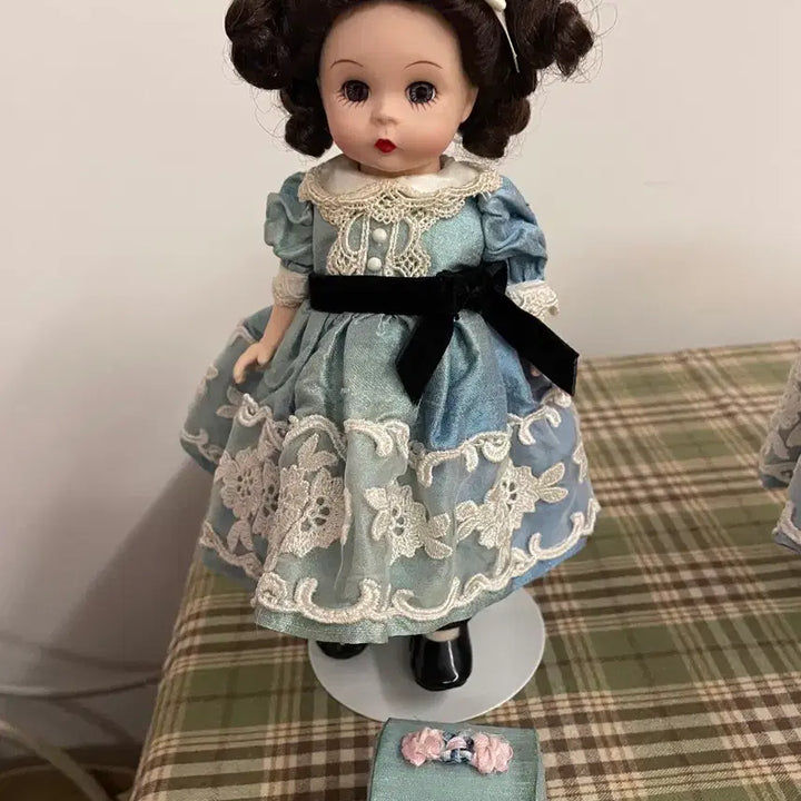 [BUNJANG] Madame Alexander Keepsake Doll (Worn Outfit) / 마담알렉산더 킵쉐이크 인형 (의상세월감)
