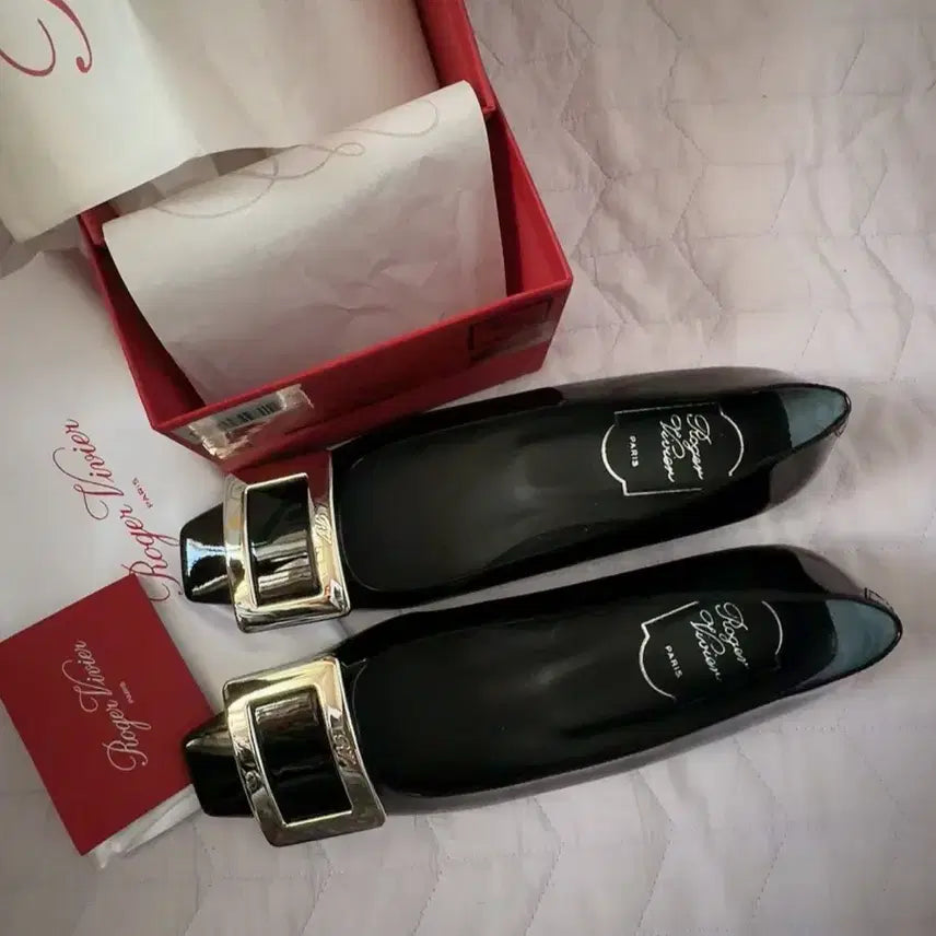 [BUNJANG] Roger Vivier Belle Vivier Black Patent Leather Flat Shoes / 로저비비에 벨비비에