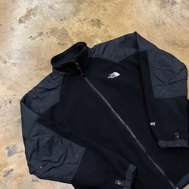 [SOLD OUT] [정품/XL] 노스페이스 블랙 플리스 자켓