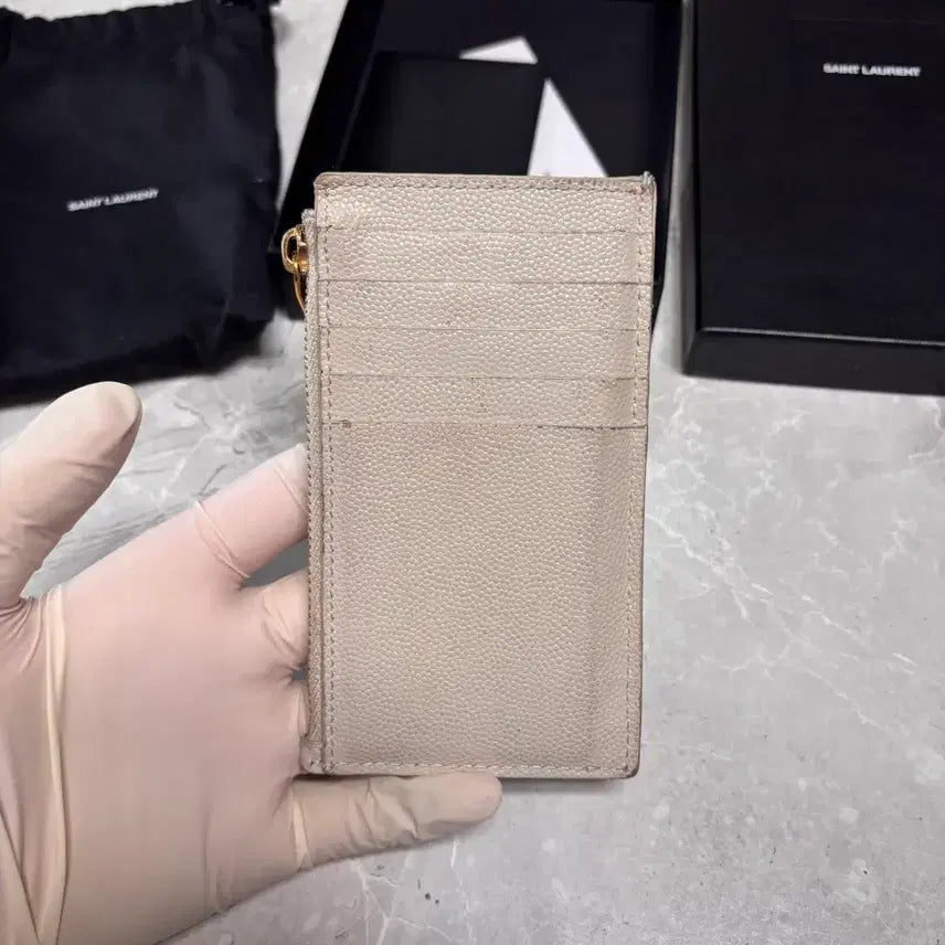 [BUNJANG] Yves Saint Laurent Monogram Calfskin Card Wallet / [정품] 입생로랑 모노그램 카프스킨 카드지갑